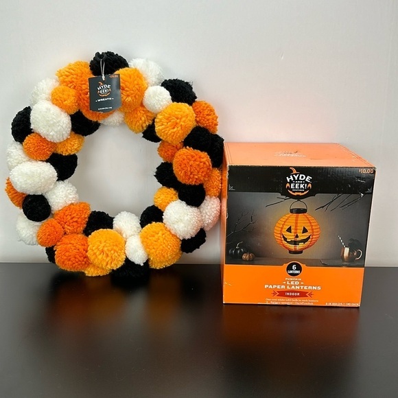 Hyde & EEK 6 LED Pumpkin Paper Lanterns Halloween Pom Wreath Indoor Decorations - Picture 14 of 14